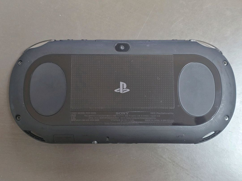 PS VITA 2세대 박스셋 + 게임11개 + 16GB 이미지