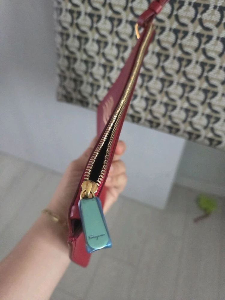 페레가모 소퍼백 페레가모가방 에트로 루이까또즈 숄더백 이미지