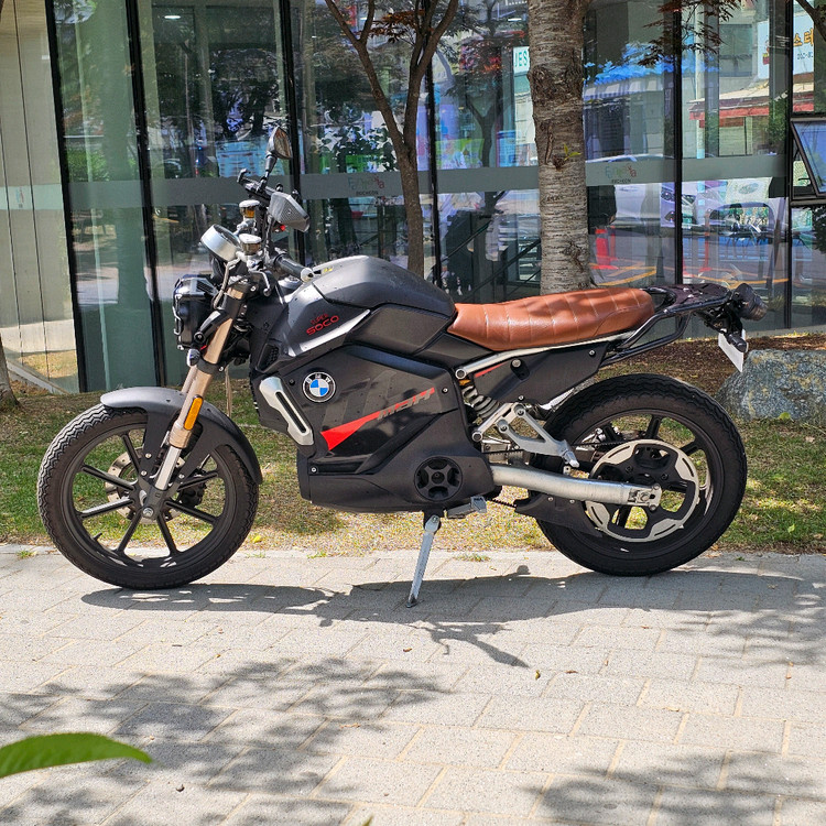 슈퍼쏘코 TCMAX 전기스쿠터 72V 45Ah 3900W tc max 이미지