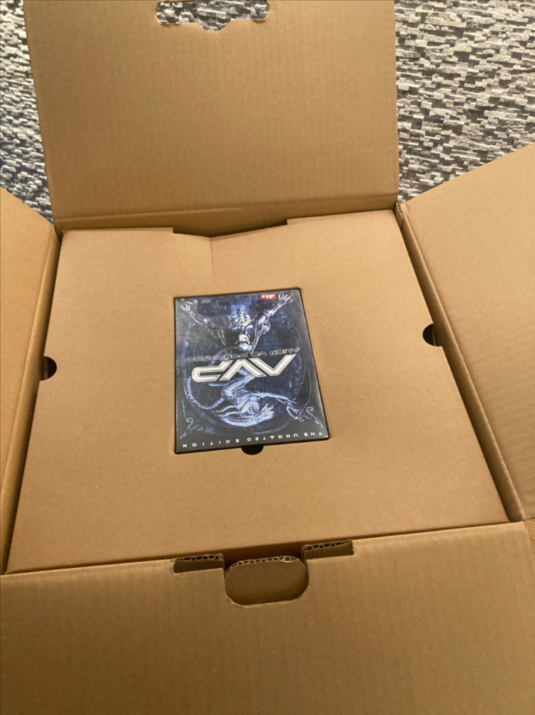 에일리언 vs 프레데터 울티메이트 DVD 컬렉션 한정판 이미지