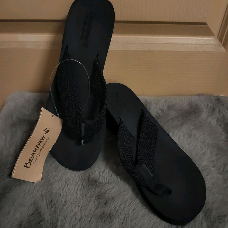 새상품 New 베어파우 BEARPAW 블랙 쪼리 웨지힐 샌들 230 이미지