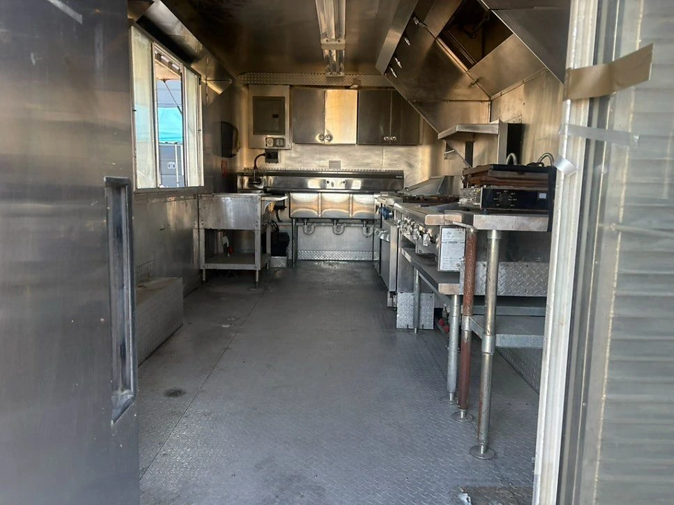 USA 미군용 푸드 키친 주방 식당 트레일러 (통 알루미늄 컨테이너) 이미지