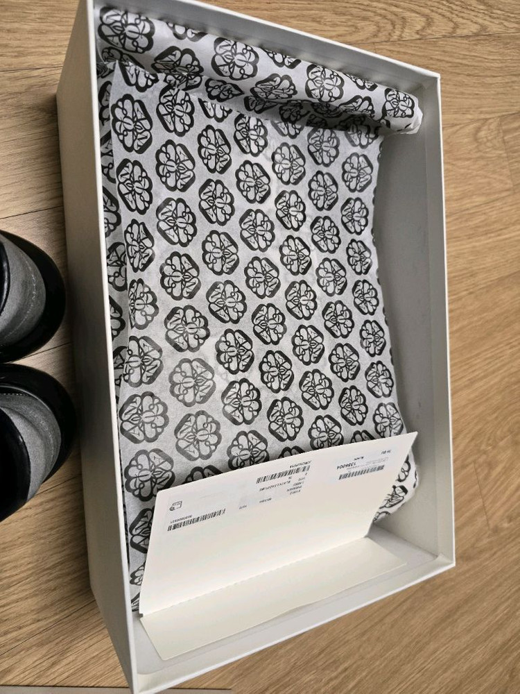 ALEXANDER MCQUEEN(알렉산더 맥퀸)오버솔 스니커즈 이미지