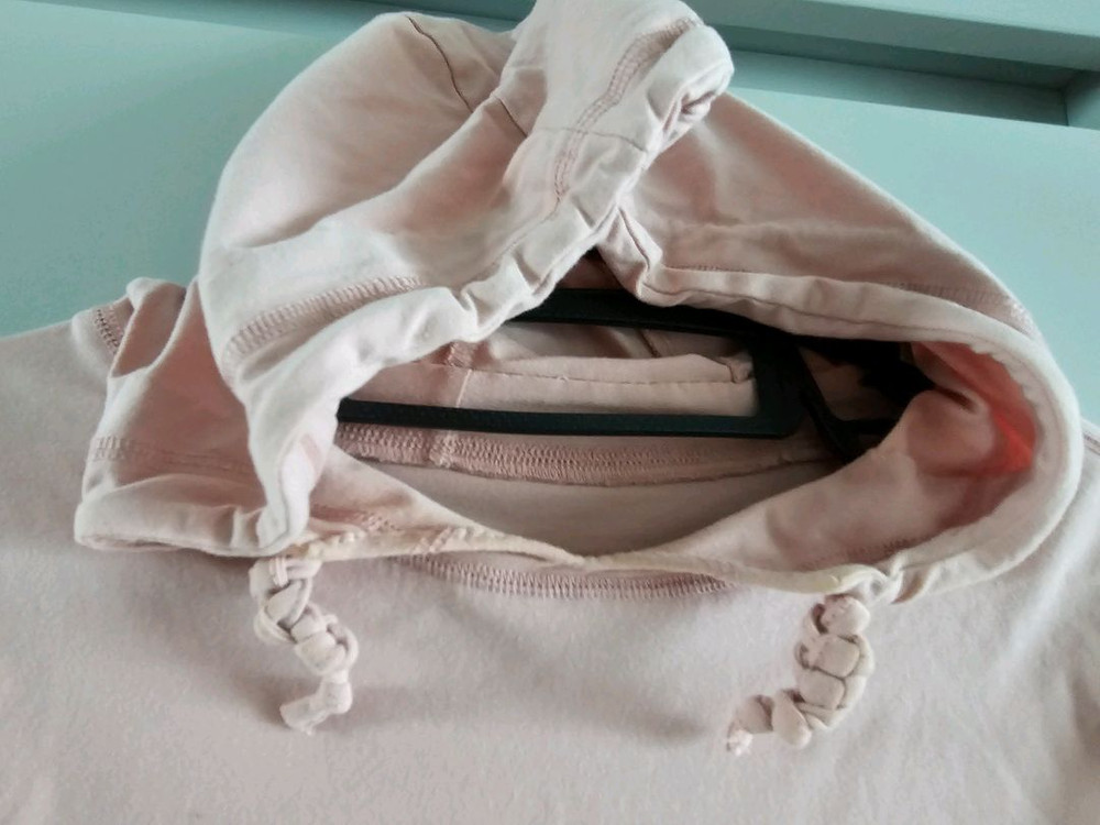 핑크 반팔 후드티 이미지