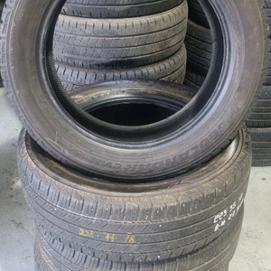 요코하마 225/55 R18 23년식.중고타이어 4개 이미지