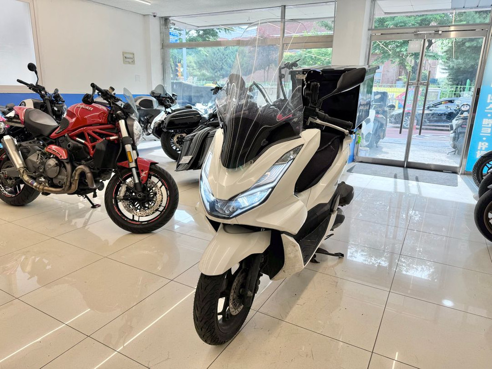 22년식 PCX125 / 36,XXXkm / 배달세팅완료 차량 판매합니다 이미지