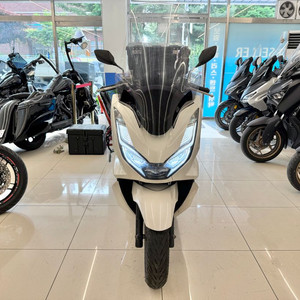 22년식 PCX125 / 36,XXXkm / 배달세팅완료 차량 판매합니다 이미지