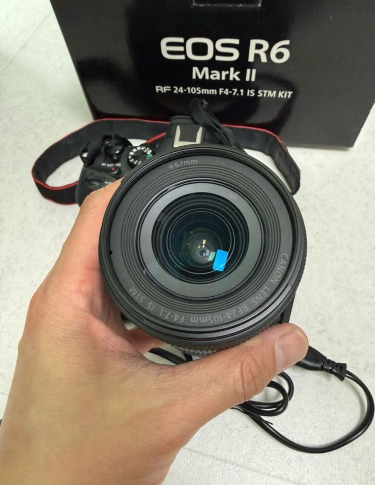 캐논R6 mark2 + 24-105mm 렌즈 세트 이미지