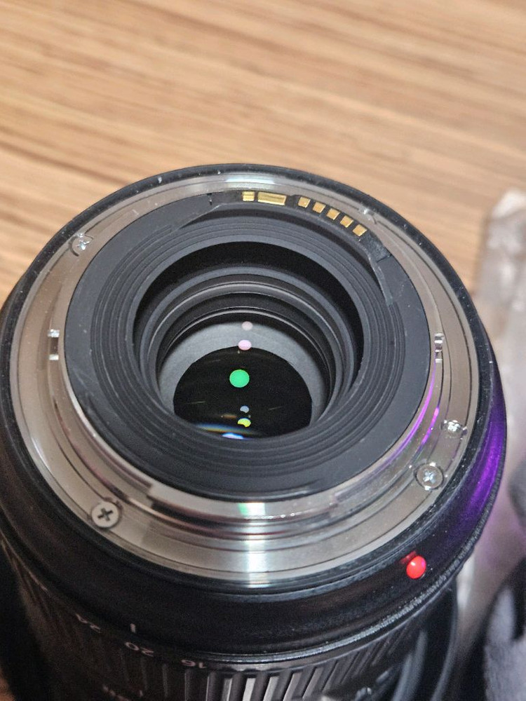 캐논 EF 16-35mm F2.8 L III IS USM 렌즈 이미지