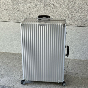 리모와 클래식 77 실버 레더손잡이 이미지