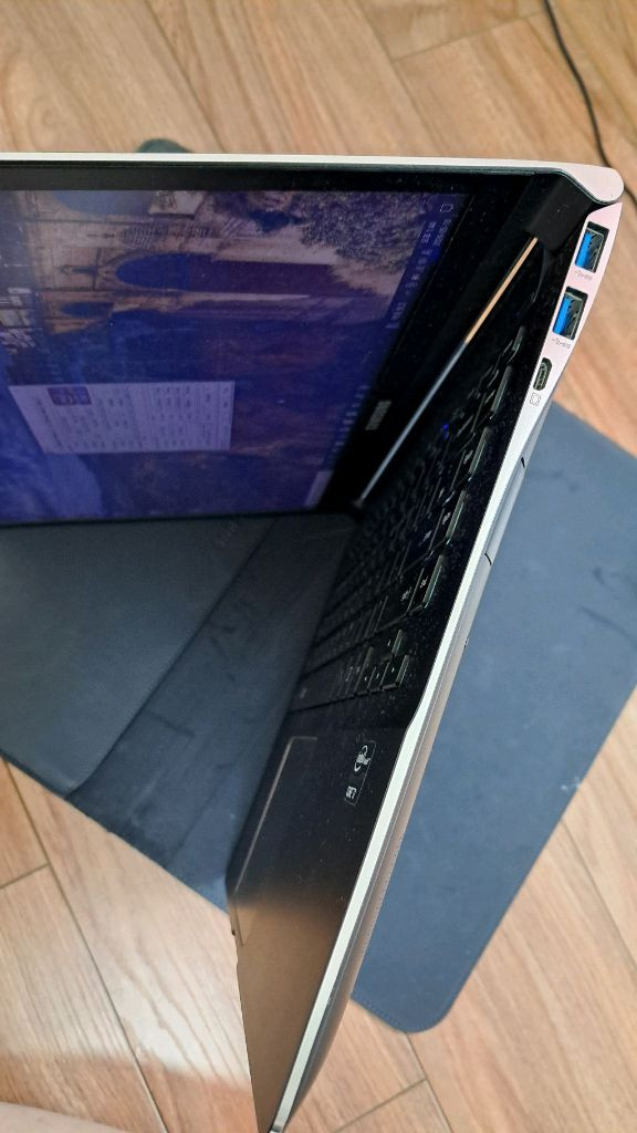 i7 + 512기가 ssd 노트북 얇은 삼성 nt900x 이미지