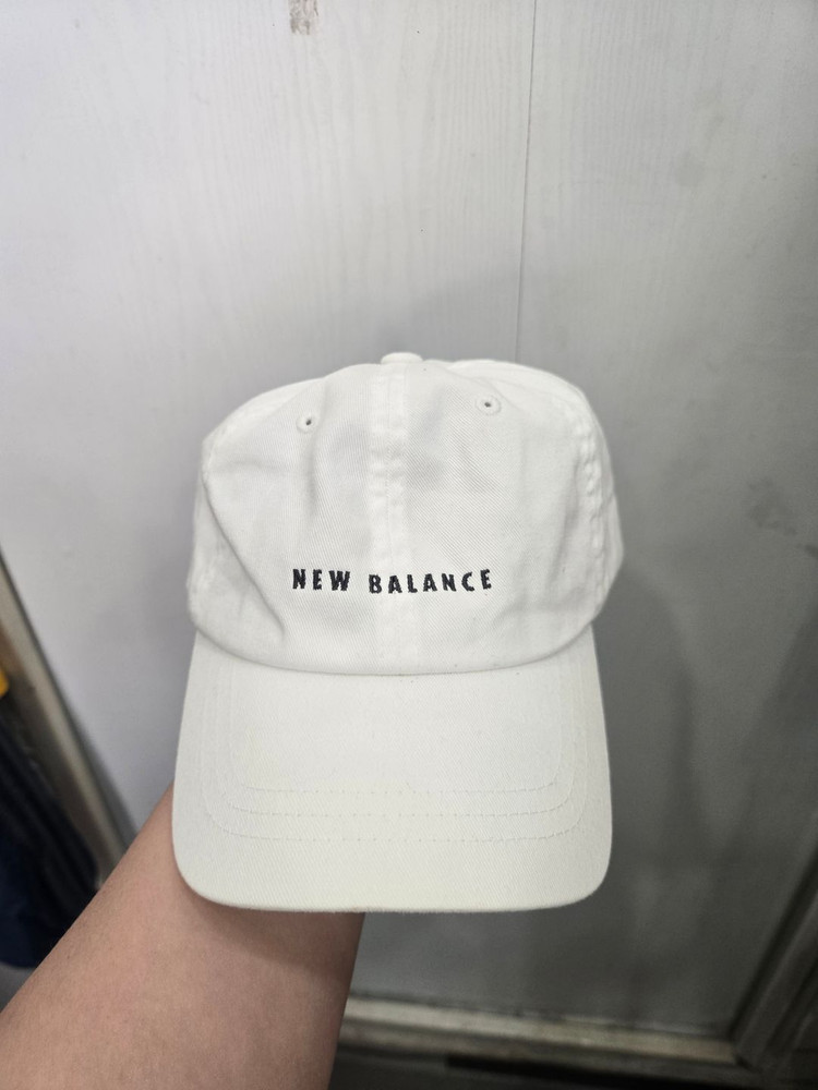 56사이즈 )) New balance 뉴발란스 볼캡 모자! 화이트&블랙 이미지