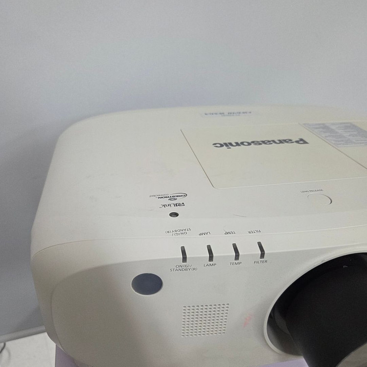 고안시 고화질 6000안시 빔프로젝터 파나소닉 PT-EW640 이미지