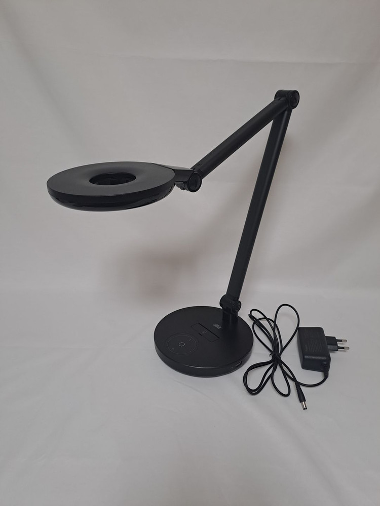 3M LED AIR X 시력보호 LED 스탠드 이미지