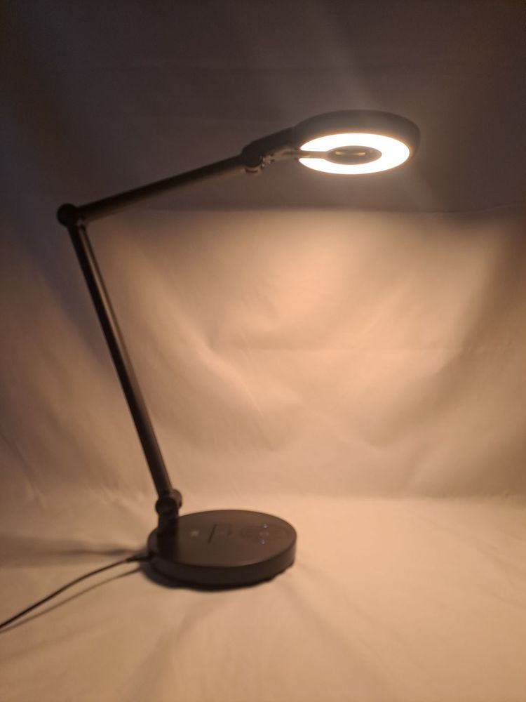 3M LED AIR X 시력보호 LED 스탠드 이미지