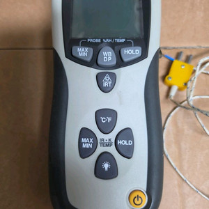 CEM DT-8896 적외선 온습도계 이미지