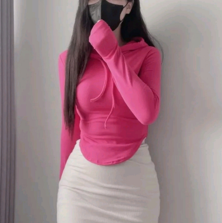 크롭 워머 후드티 이미지