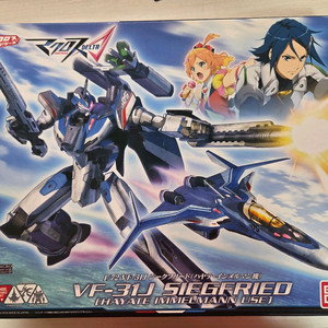 반다이 마크로스 VF-31J 지크프리드 1/72 이미지