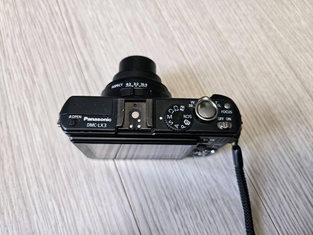 파나소닉 루믹스 dmc- lx3 디카 팝니다 (하자있음) 이미지
