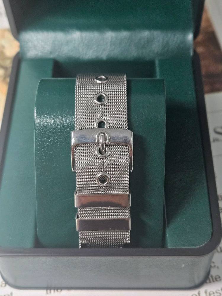 오메가 빈티지 시계 드빌 쿼츠 이미지