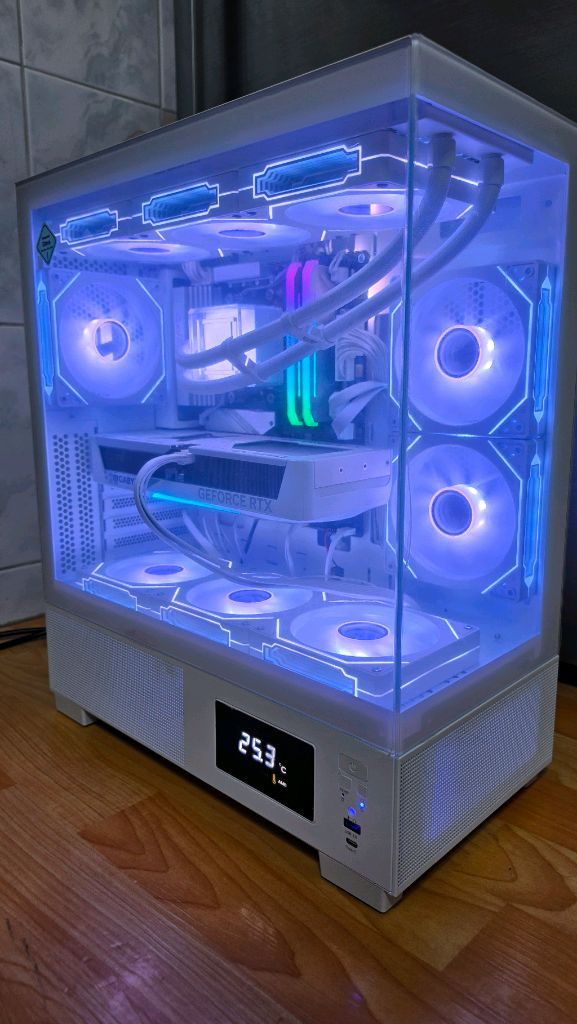 라이젠 7800x3d rtx5070 컴퓨터 본체 이미지
