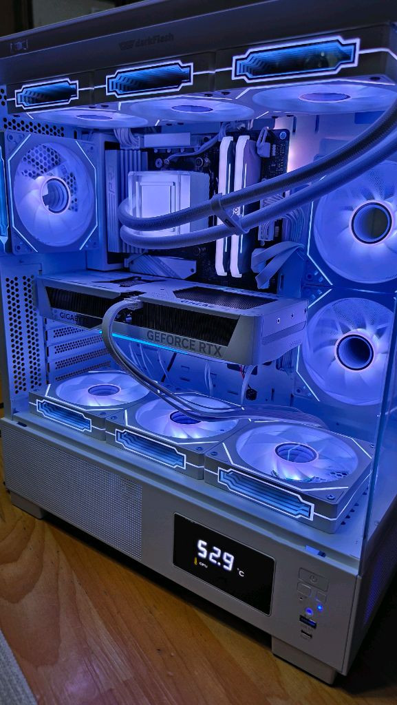 라이젠 7800x3d rtx5070 컴퓨터 본체 이미지