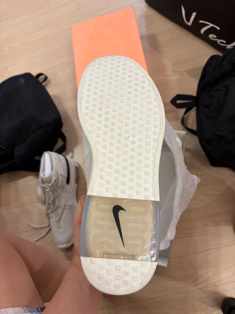 나이키 x 피어 오브 갓 에어 피어 오브 갓 레이드 라이트 본Nike x Fear of God 이미지