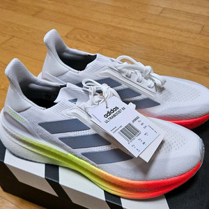 아디다스 울트라부스트 5X 화이트 260mm 이미지