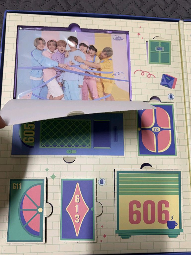 방탄소년단 공식 굿즈 /메모리즈/ 블루레이/시즌그리팅/썸패/원패/멤버십 이미지