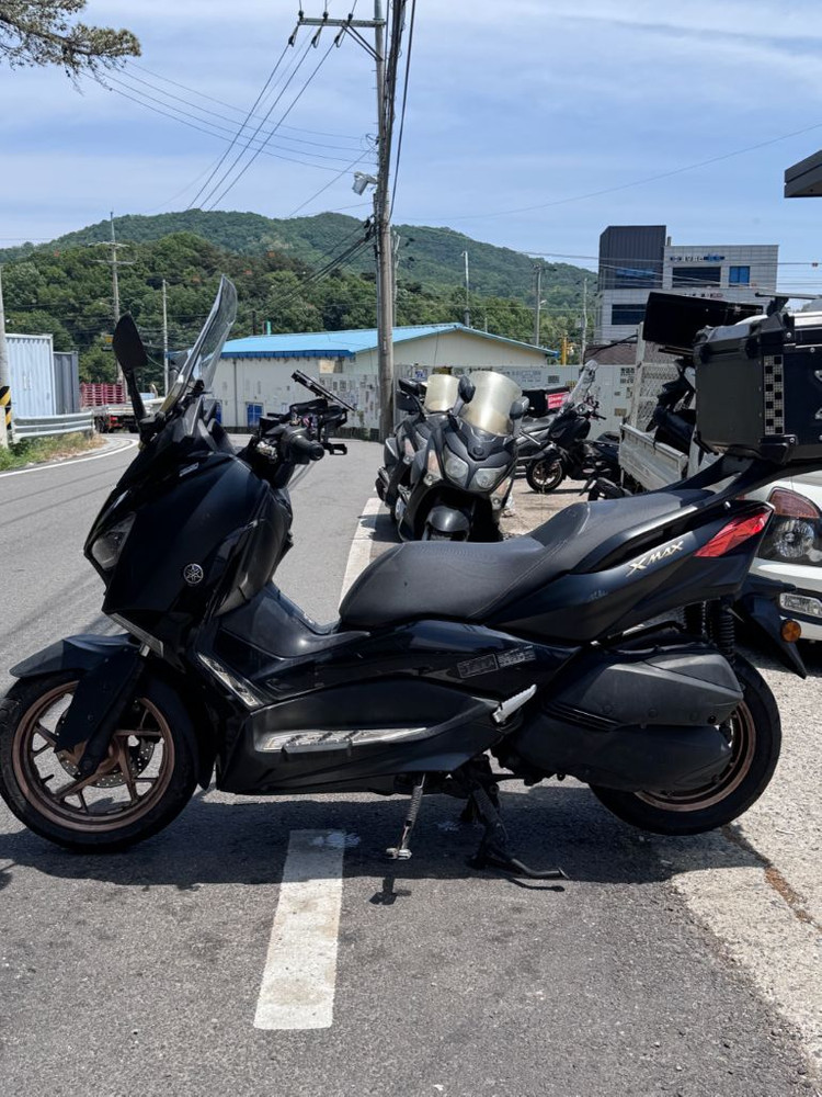 야마하 XMAX300 (2022) 이미지