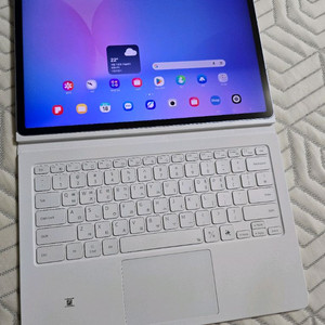 갤럭시탭S10FE 플러스 128gb wifi 키보드포함 이미지
