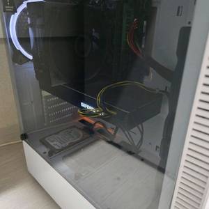 게이밍 데스크탑 판매 9600k rtx 2080 16기가 1테라 이미지