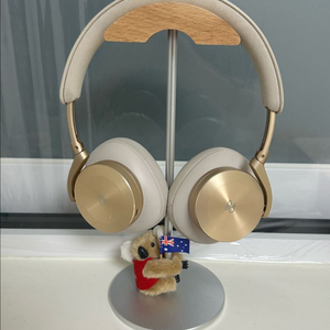 뱅앤올룹슨 Beoplay H95 골드 정품 헤드폰 판매합니다 / 기능 정상 / 거치대 포함 이미지