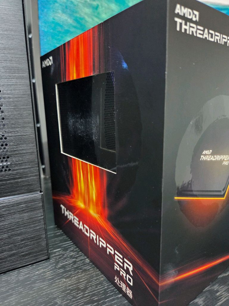 스레드리퍼 5965 wrx80 256gb 2933y 2rx4 (보드시피유만 판매가능) 이미지