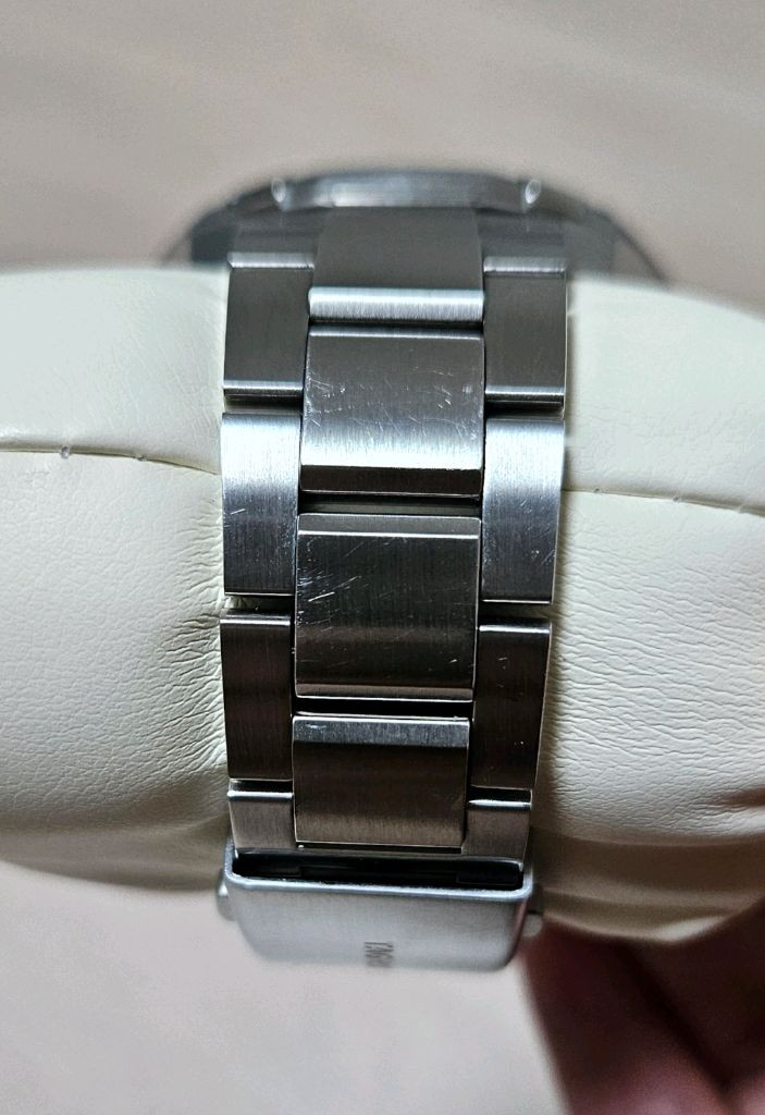 태그호이어 아쿠아레이서300 쿼츠 43mm 검판(WAY101A.BA0746) 이미지