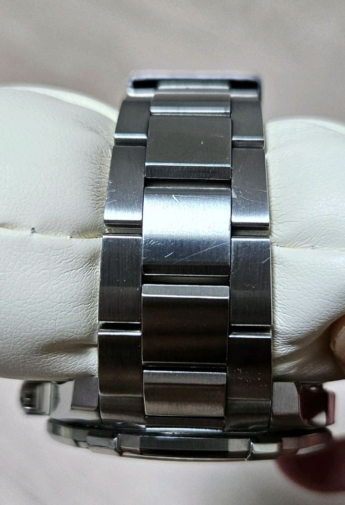태그호이어 아쿠아레이서300 쿼츠 43mm 검판(WAY101A.BA0746) 이미지