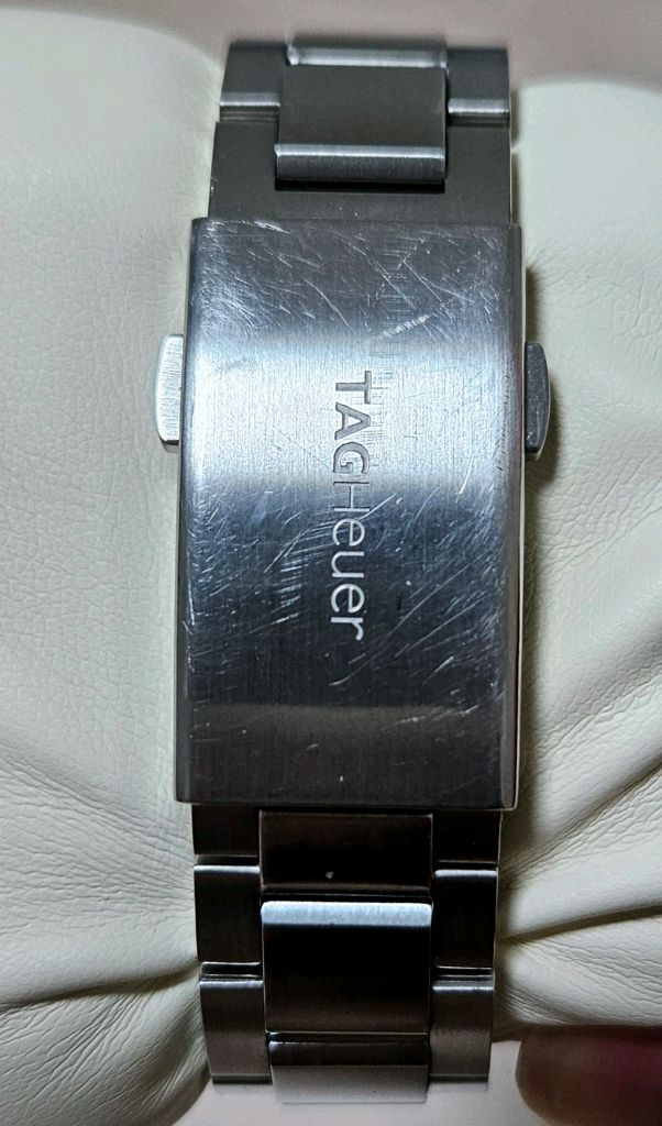 태그호이어 아쿠아레이서300 쿼츠 43mm 검판(WAY101A.BA0746) 이미지