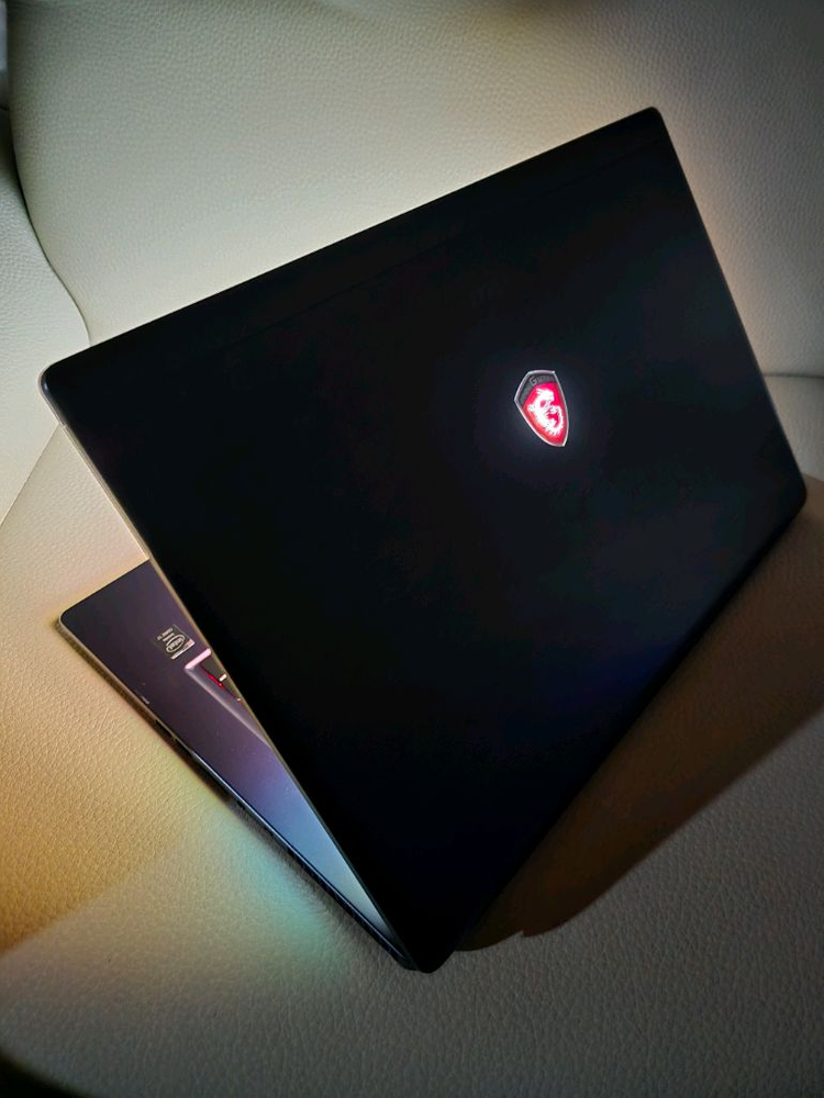 17인치 고성능 i7 사무/게이밍 노트북(16GB,1.25B,새배터리) 이미지