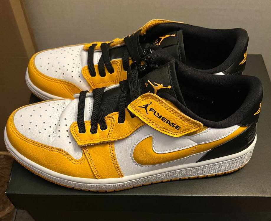 AIR JORDAN 1 LOW FLYEASE 팝니다. 이미지