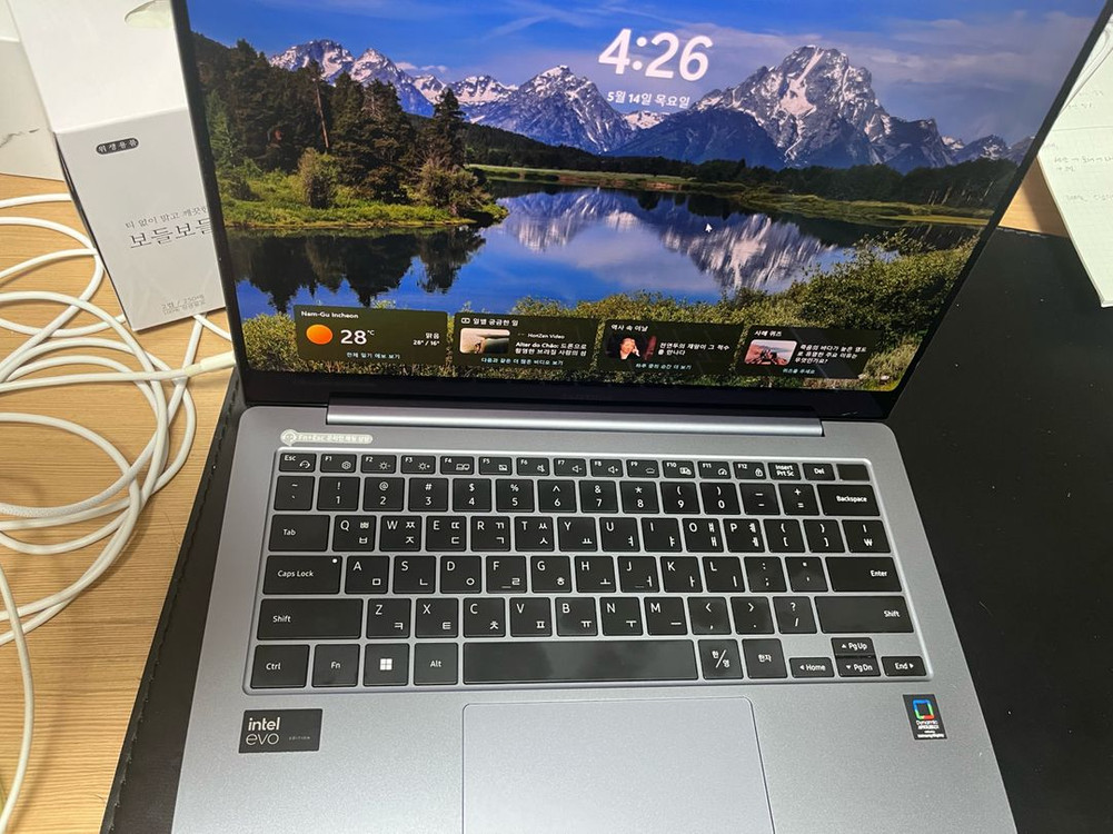 삼성전자 갤럭시북4 프로 NT940XGK-KC51 이미지