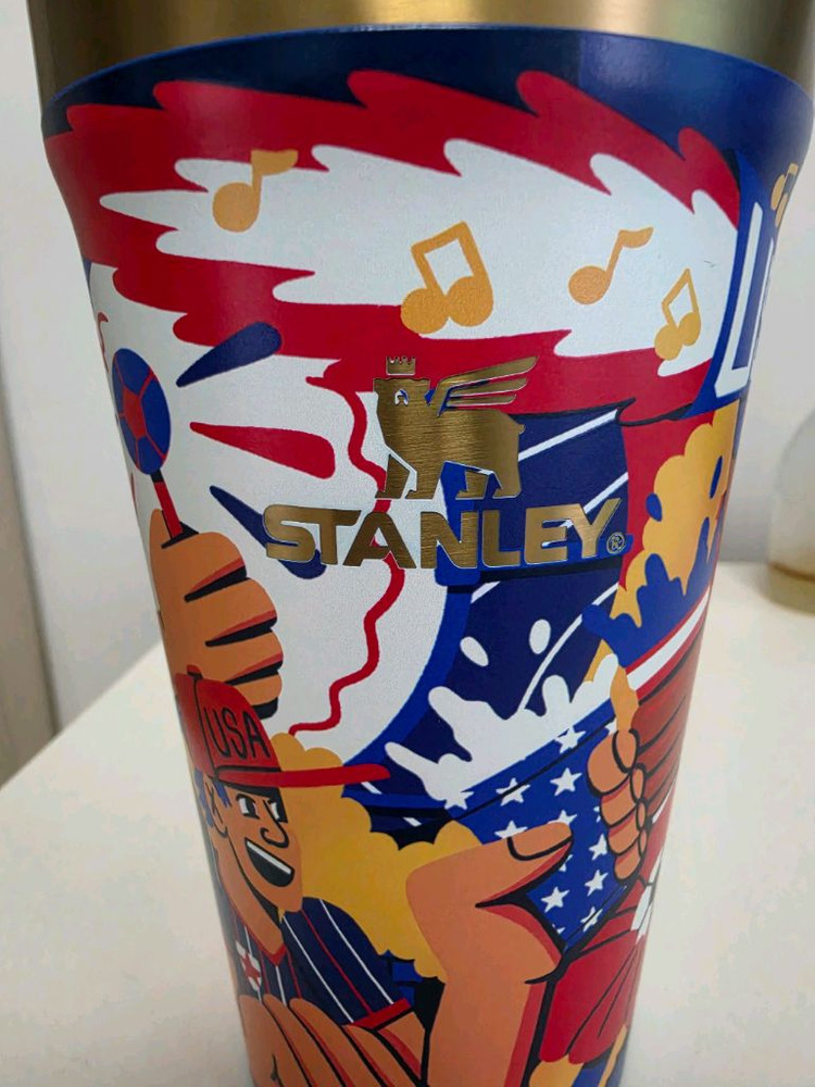 [새상품] 스탠리 2026 월드컵 한정판 텀블러 (USA 에디션) 이미지