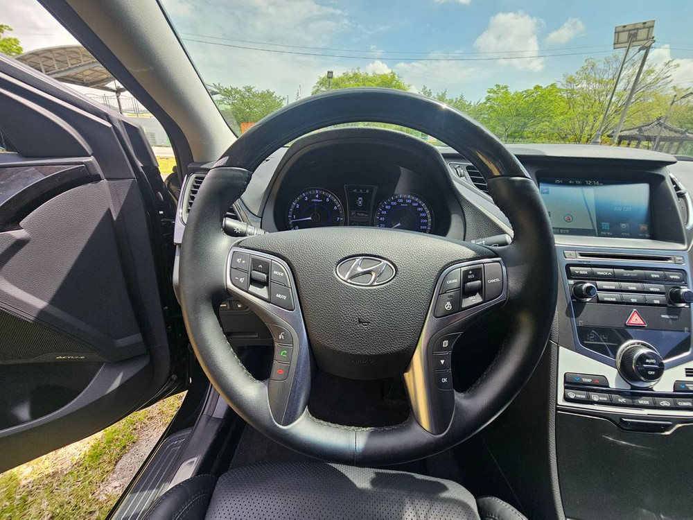16년 3월 등록 그랜져HG 2.4모던컬렉션 1.5만km 이미지