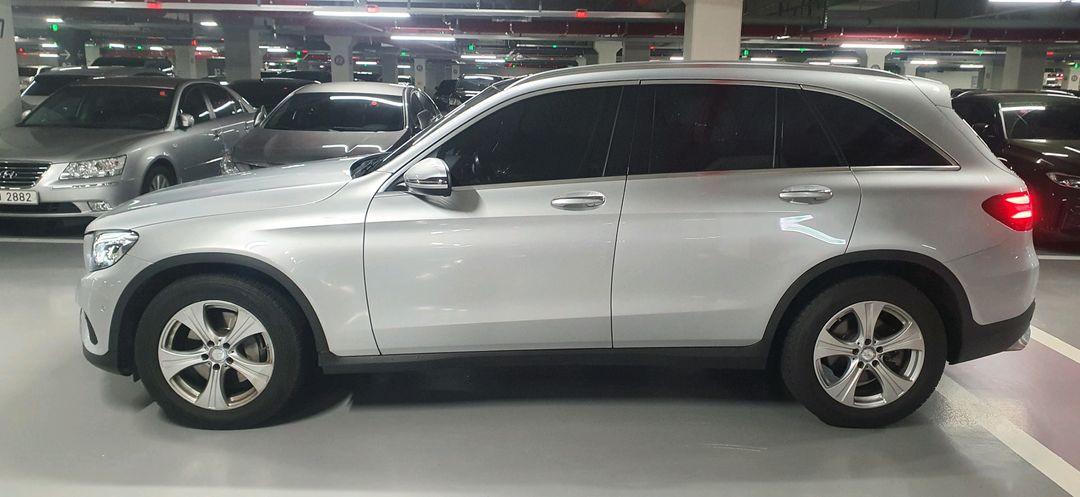벤츠 GLC220D 4MATIC 판매 합니다 이미지