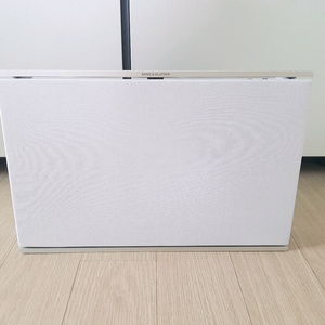 뱅앤올룹슨 레벨 블루투스 스피커 팝니다 이미지