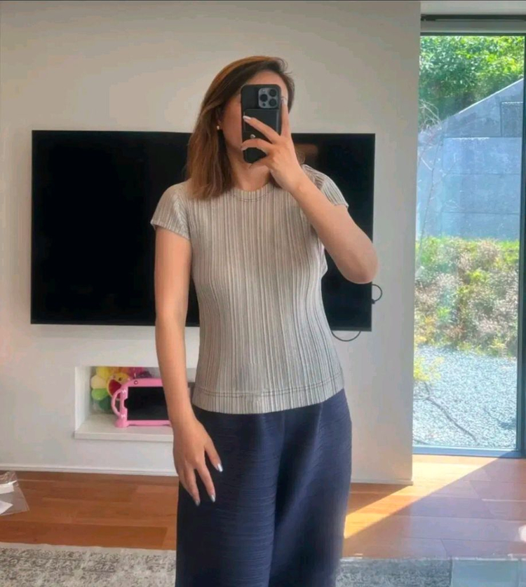 플리츠플리즈 코튼 데님 탑 화이트~ 이미지