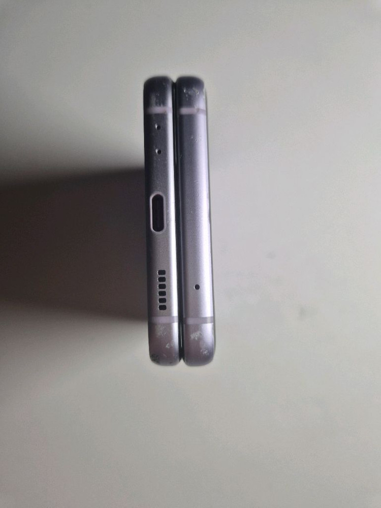 갤럭시 z플립3 256gb 이미지