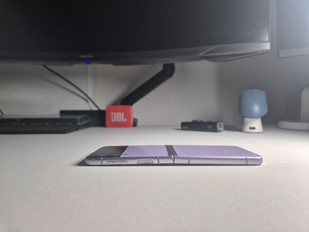 갤럭시 z플립3 256gb 이미지