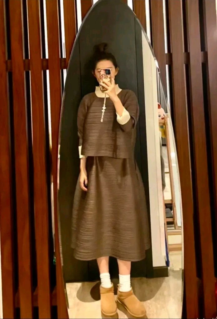 플리츠플리즈 허그 바운스 탑 이미지