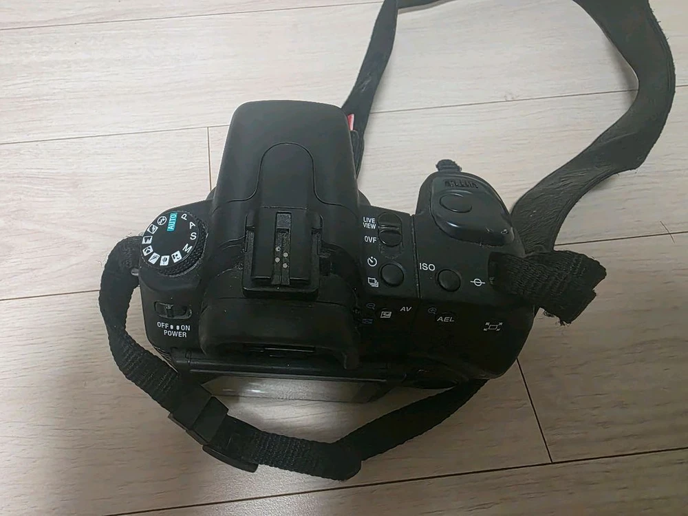 펜탁스 ist D, SONY 알파 350 카메라 이미지