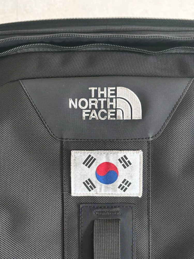 노스페이스 팀코리아 국가대표 캐리어 이미지